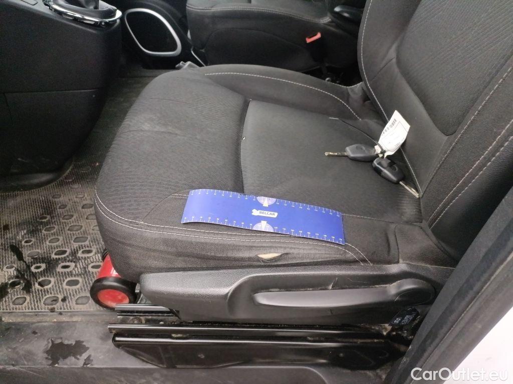 Renault  Trafic Renault  L1H1 1.6 dCi 145 Energy Gr. Confort 2.9T 4d #57