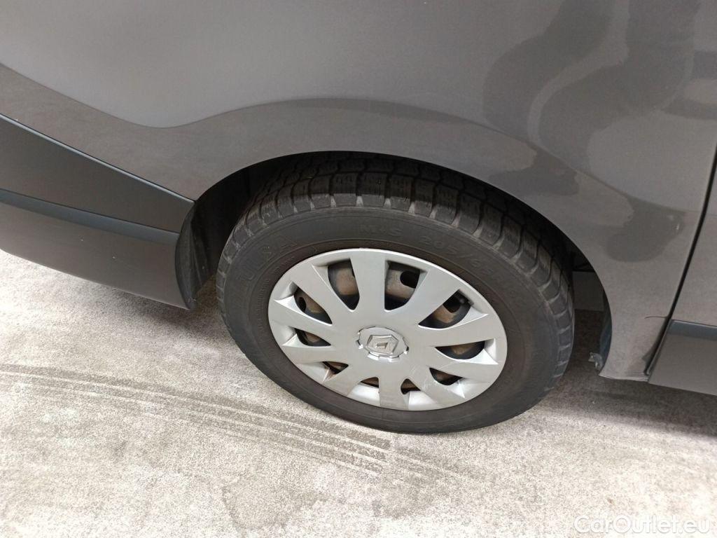 Renault  Trafic Renault  L1H1 1.6 dCi 125 Energy Grand C. DC 2.7T 4d #94