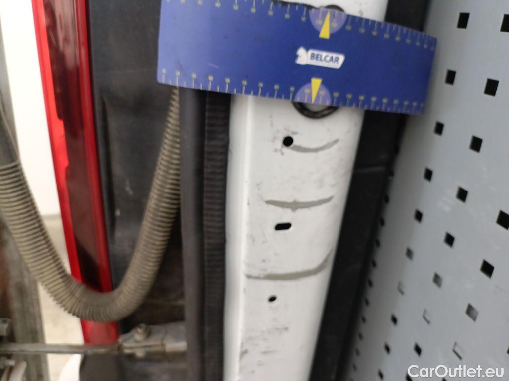 Renault  Trafic Renault  L1H1 1.6 dCi 145 Energy Gr. Confort 2.9T 4d #22