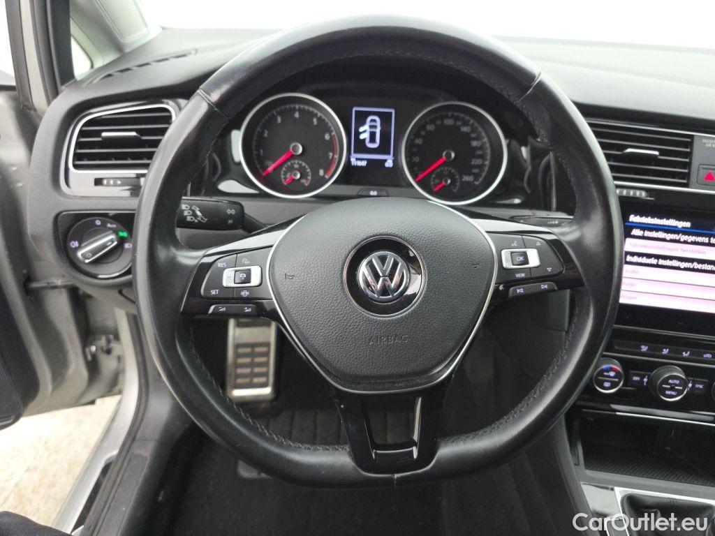 Volkswagen  Golf  Volkswagen VII 1.5 TSi BlueMotion Last Edition 5d #39