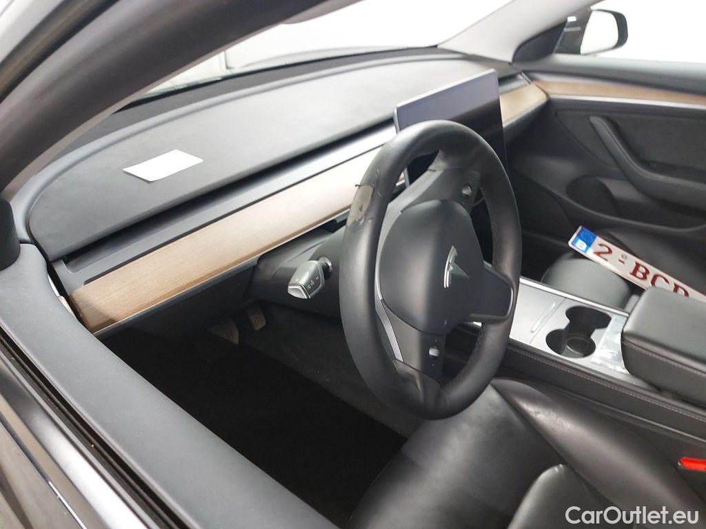 Tesla  Model 3 Tesla  Standard RWD Plus 4d #25