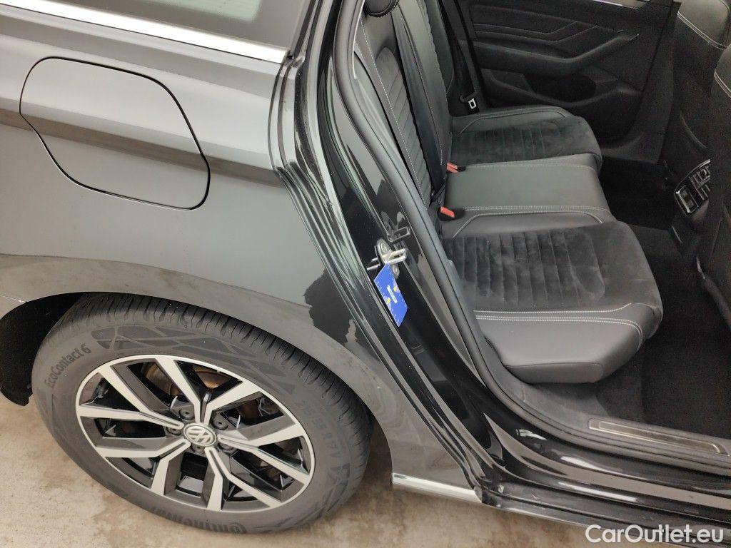 Volkswagen  Passat Volkswagen  Variant 1.5 TSI OPF DSG7 Elegance Business 5d #95