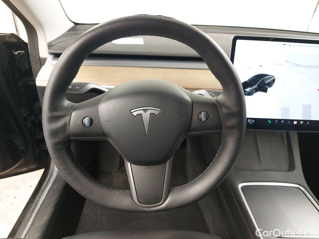 Tesla  Model 3 Tesla  Standard RWD Plus 4d #34