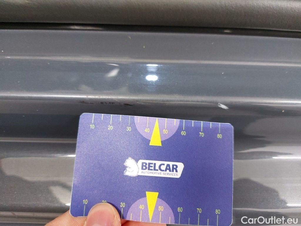 Volkswagen  Golf  Volkswagen VIII 2.0 TDI 85kW Life 5d #21