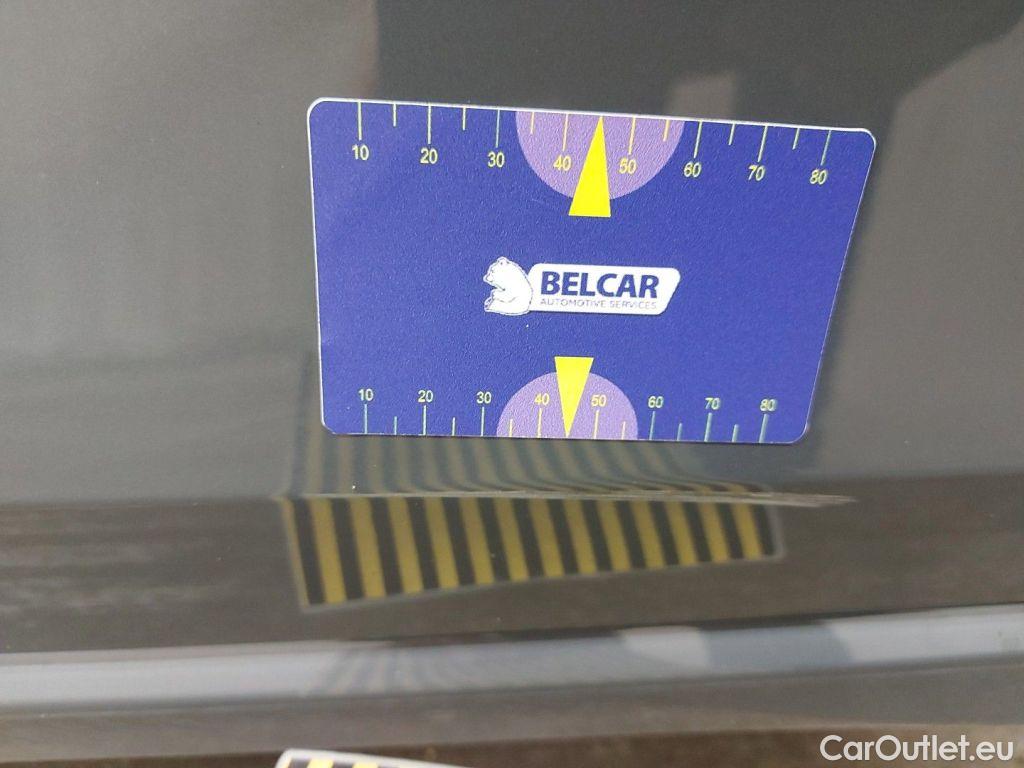 Volkswagen  Golf  Volkswagen VIII 2.0 TDI 85kW Life 5d #49