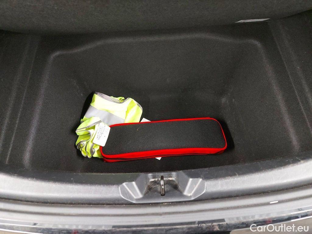 Tesla  Model 3 Tesla  Standard RWD Plus 4d #16