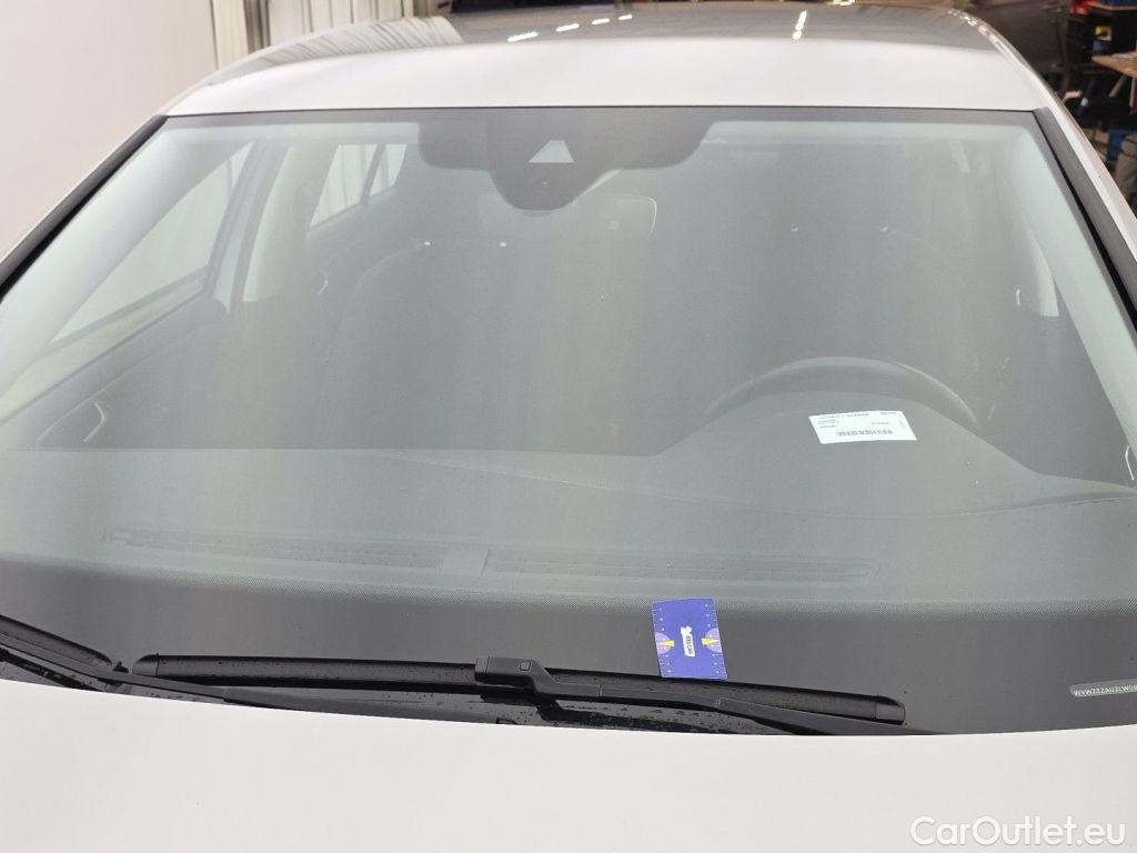 Volkswagen  Golf  Volkswagen VII 1.5 TSi BlueMotion Last Edition 5d #47