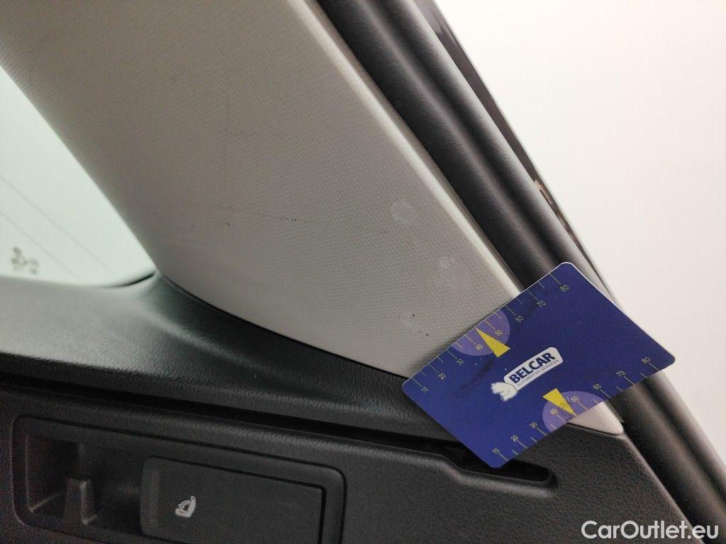 Volkswagen  Passat Volkswagen  Variant 1.5 TSI OPF DSG7 Elegance Business 5d #36