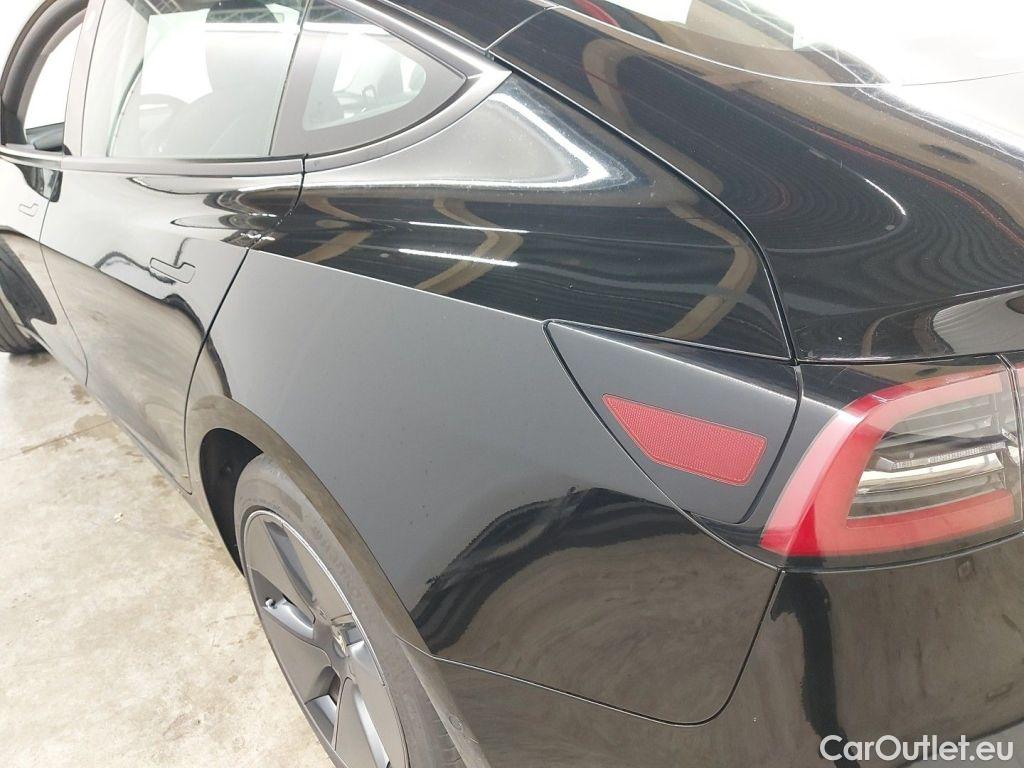 Tesla  Model 3 Tesla  Standard RWD Plus 4d #40