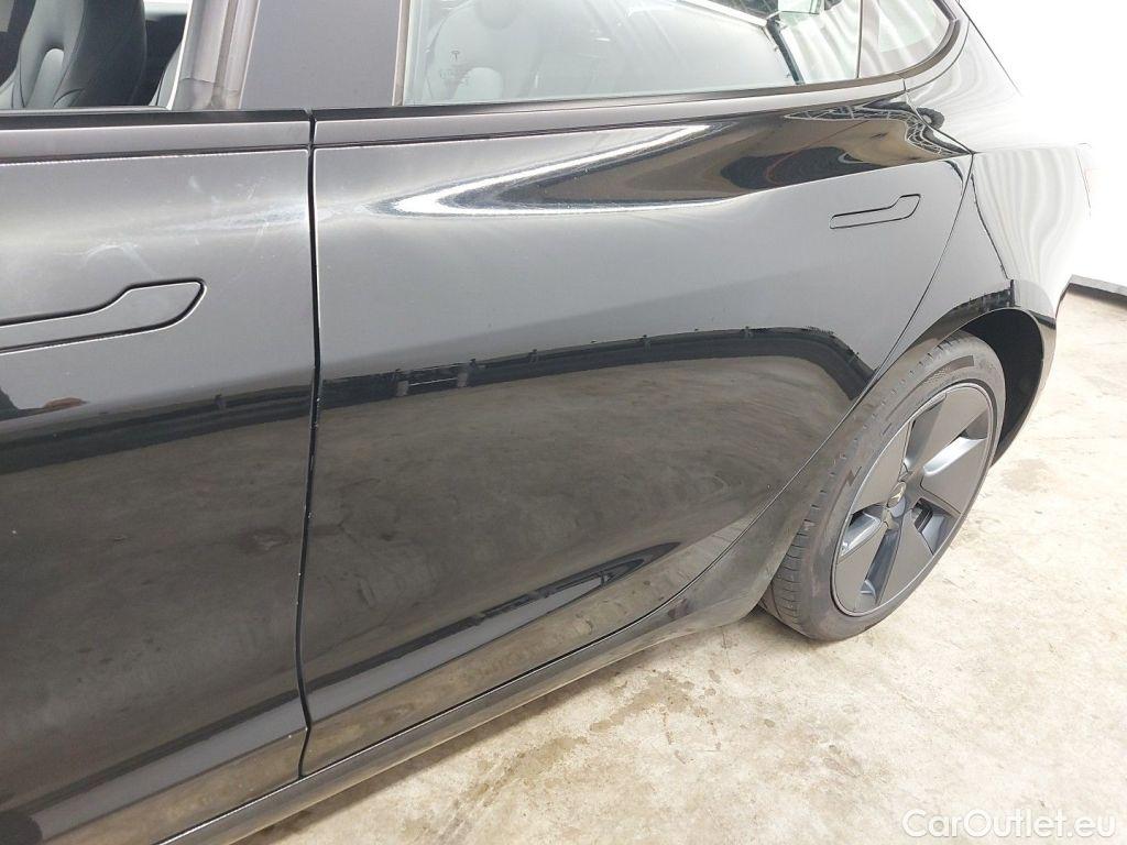 Tesla  Model 3 Tesla  Standard RWD Plus 4d #32