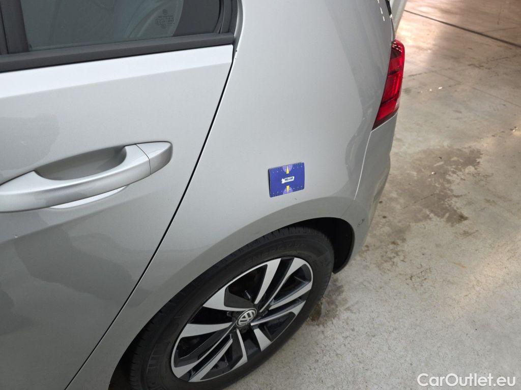 Volkswagen  Golf  Volkswagen VII 1.5 TSi BlueMotion Last Edition 5d #33