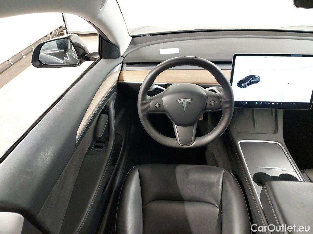 Tesla  Model 3 Tesla  Standard RWD Plus 4d #9