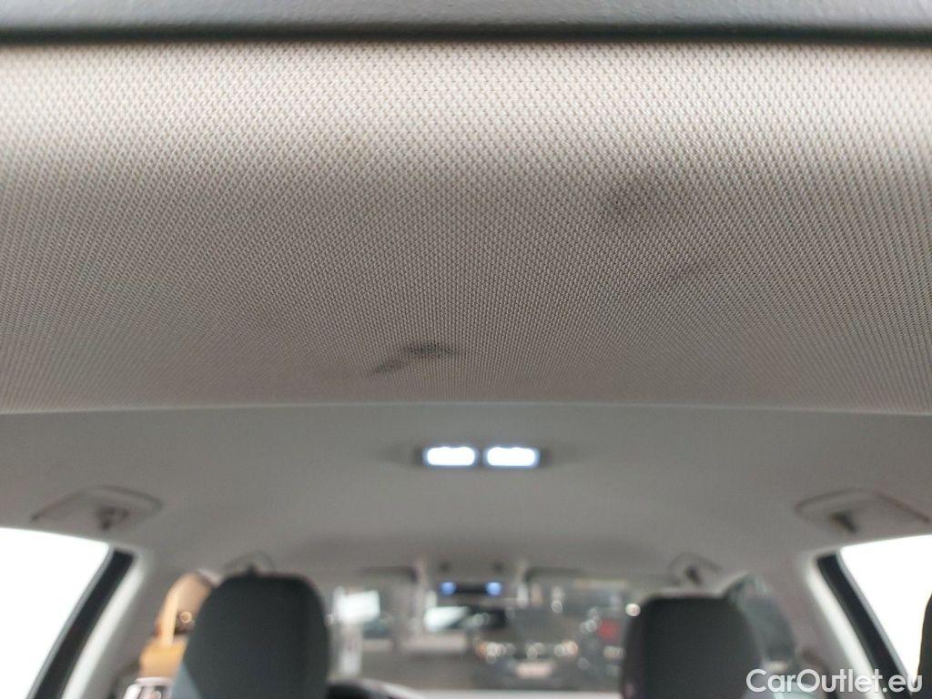 Volkswagen  Golf  Volkswagen VIII 2.0 TDI 85kW Life 5d #29