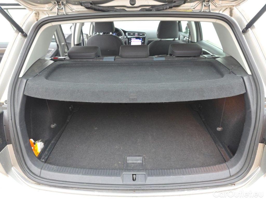 Volkswagen  Golf  Volkswagen VII 1.5 TSi BlueMotion Last Edition 5d #15