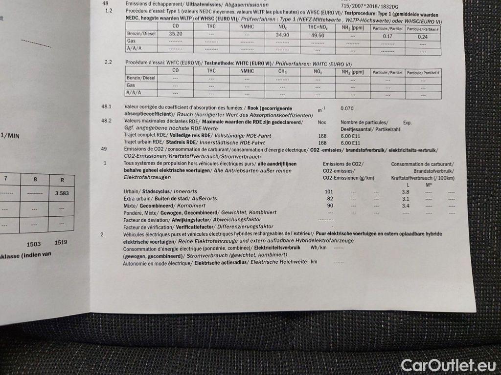 Volkswagen  Golf  Volkswagen VIII 2.0 TDI 85kW Life 5d #12