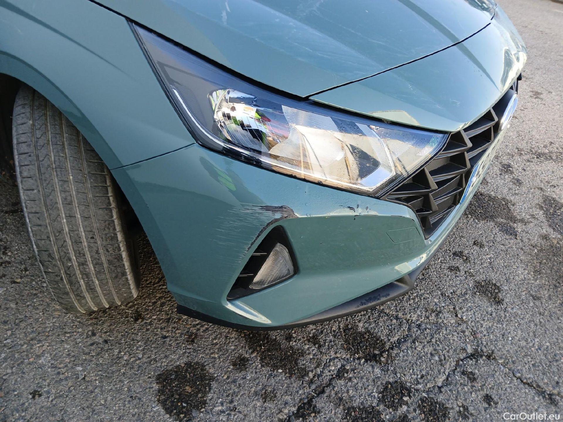  Hyundai  i20 HYUNDAI  / 2020 / 5P / berlina con portón 1.2 MPI Klass #5