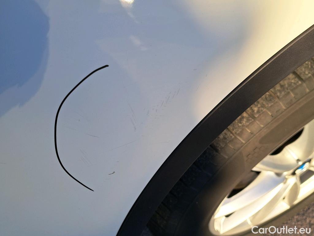  Bmw  X1 BMW  / 2015 / 5P / todoterreno sDrive18d Business #32