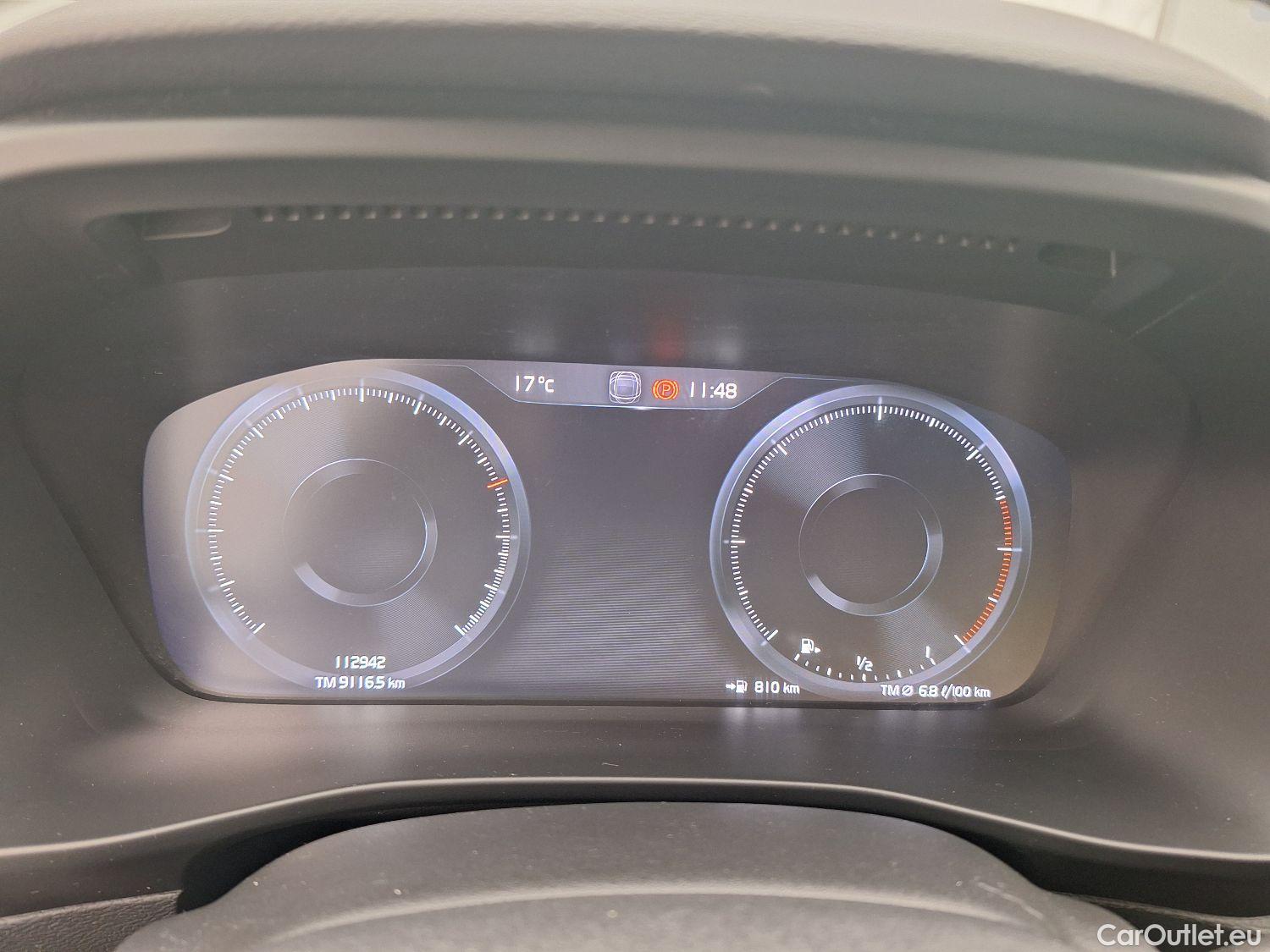 Volvo  XC 40 Volvo, XC40 '17, Volvo XC40 D3 Geartronic Momentum Pro 5d #5