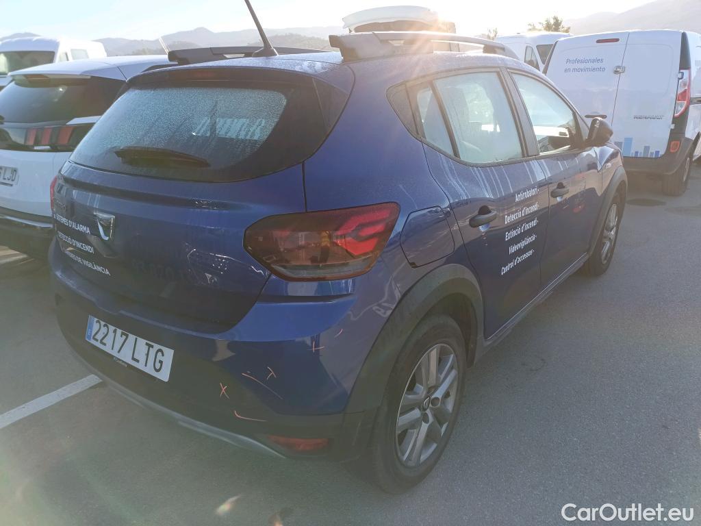  Dacia  Sandero DACIA  / 2020 / 5P / berlina con portón Stepway Essential TCe 67kW (90V) #2