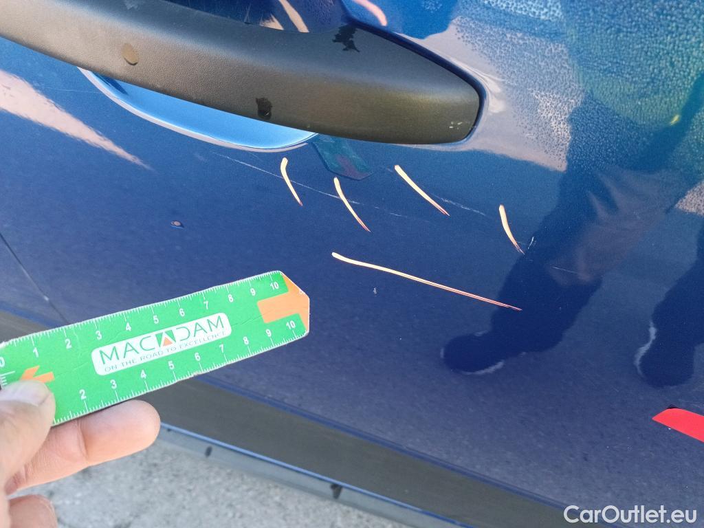  Dacia  Sandero DACIA  / 2020 / 5P / berlina con portón Stepway Essential TCe 67kW (90V) #6