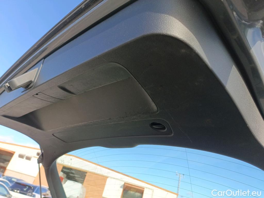 Audi  Q2 AUDI  / 2016 / 5P / todoterreno Advanced 30 TDI 85kW (116CV) S tronic #17