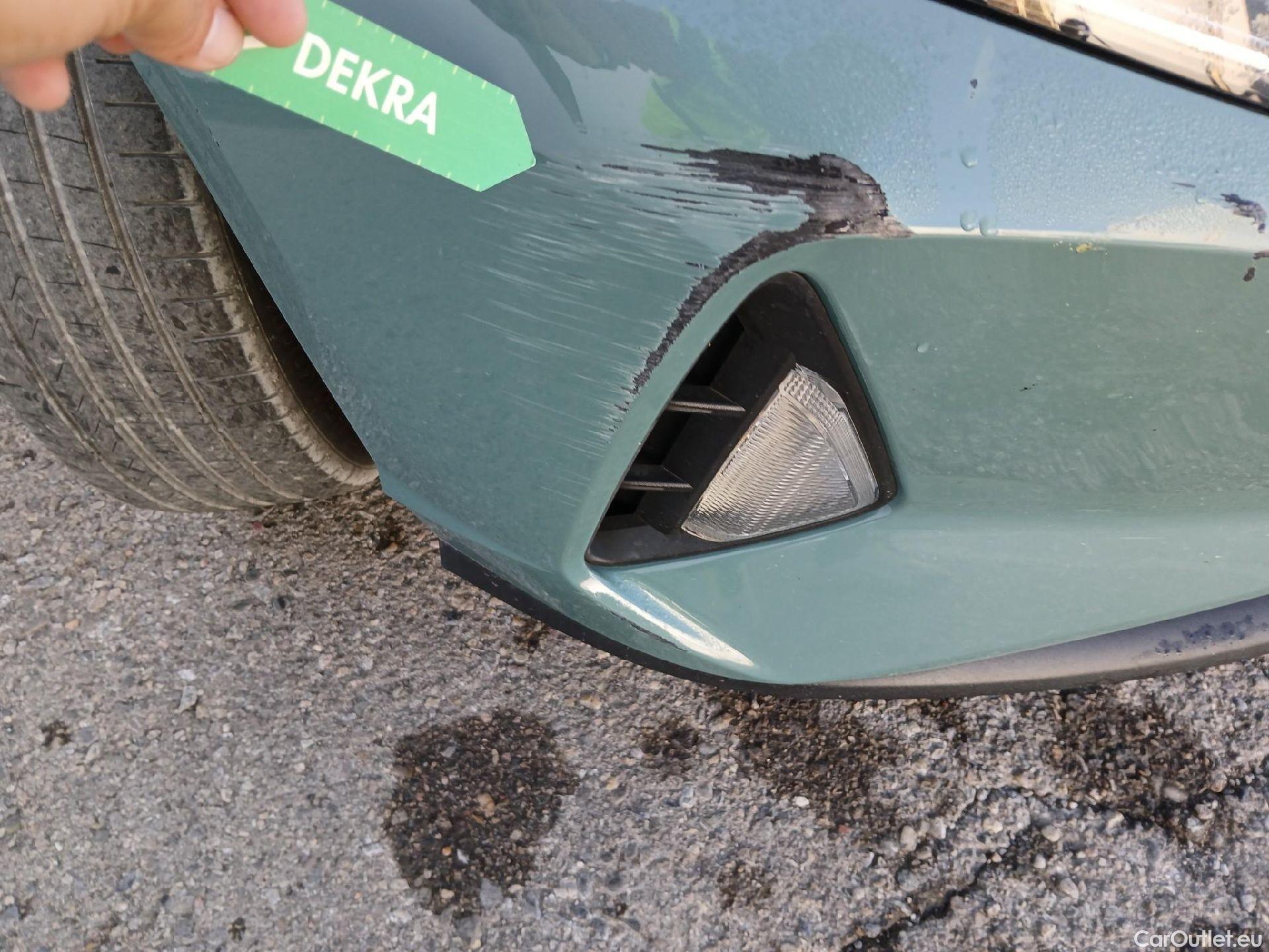  Hyundai  i20 HYUNDAI  / 2020 / 5P / berlina con portón 1.2 MPI Klass #3