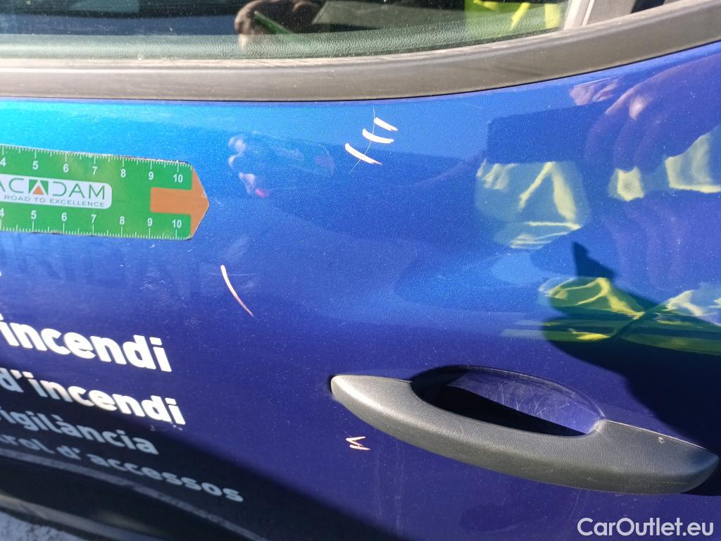  Dacia  Sandero DACIA  / 2020 / 5P / berlina con portón Stepway Essential TCe 67kW (90V) #8