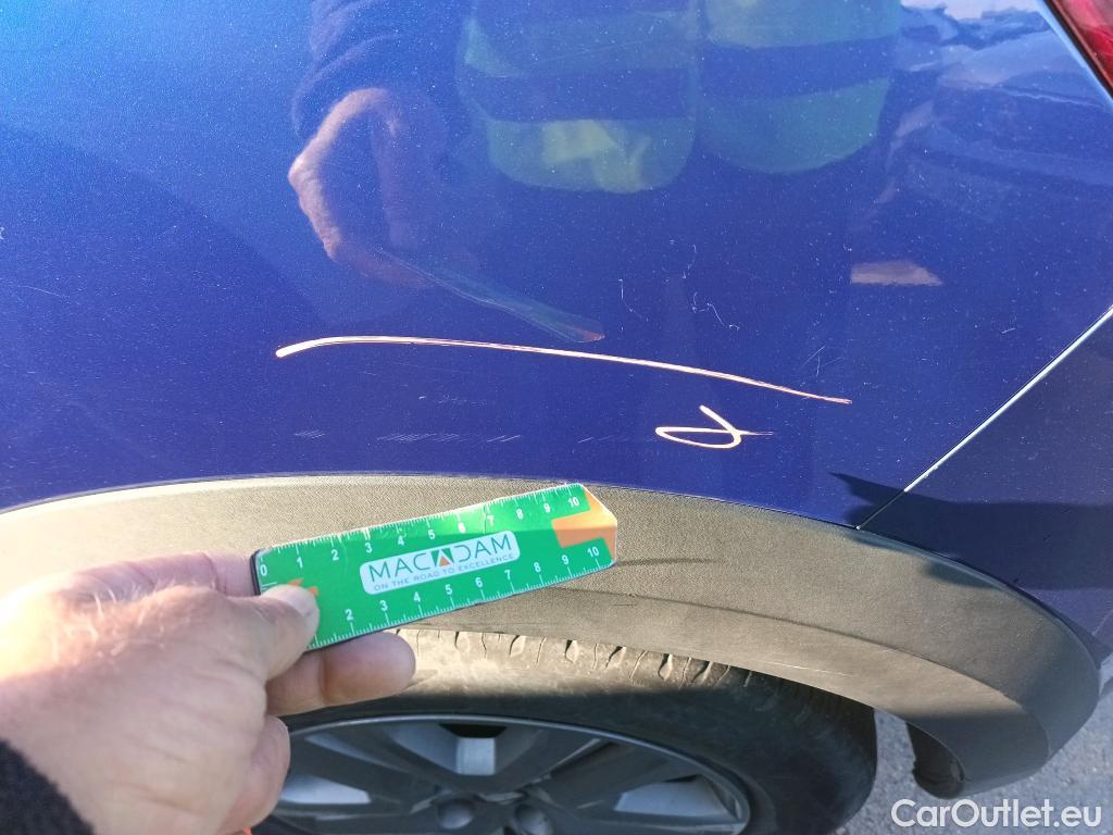  Dacia  Sandero DACIA  / 2020 / 5P / berlina con portón Stepway Essential TCe 67kW (90V) #10