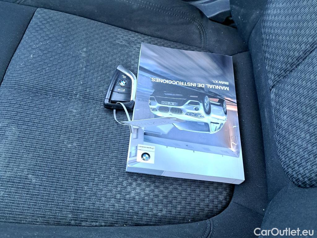  Bmw  X1 BMW  / 2015 / 5P / todoterreno sDrive18d Business #16