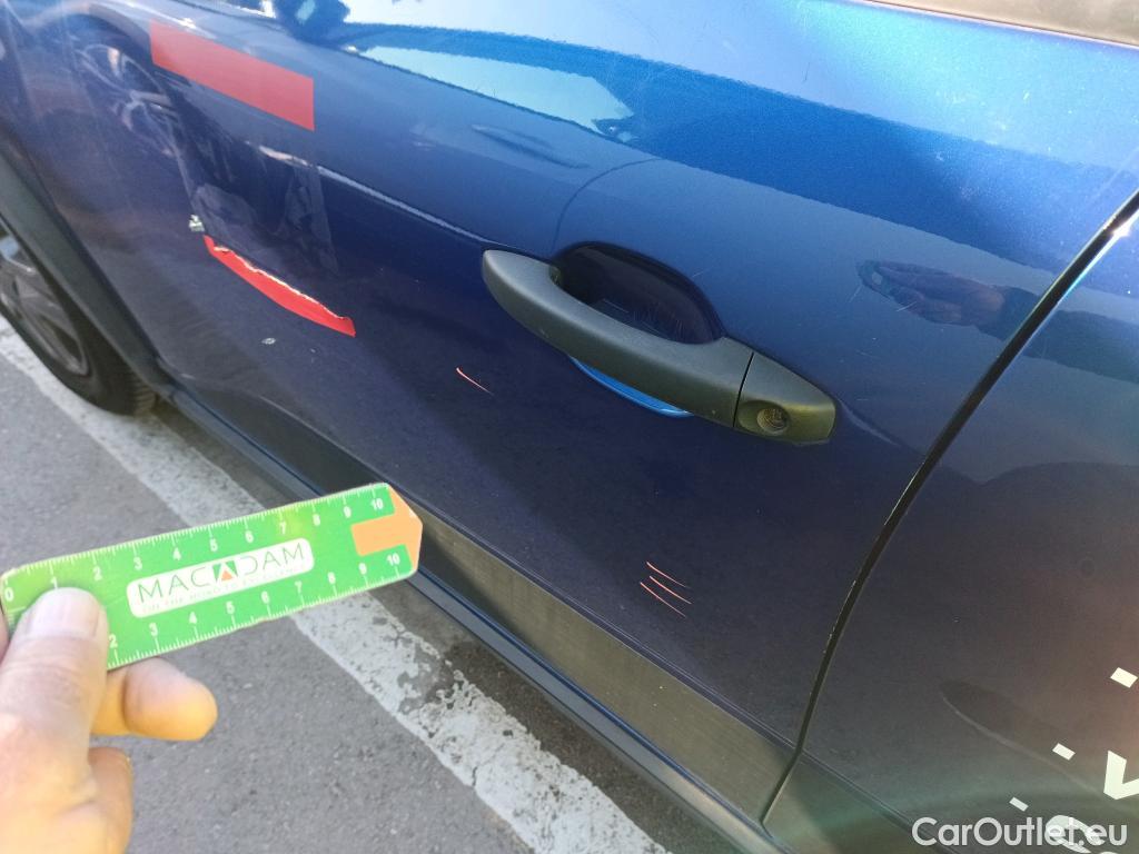  Dacia  Sandero DACIA  / 2020 / 5P / berlina con portón Stepway Essential TCe 67kW (90V) #3