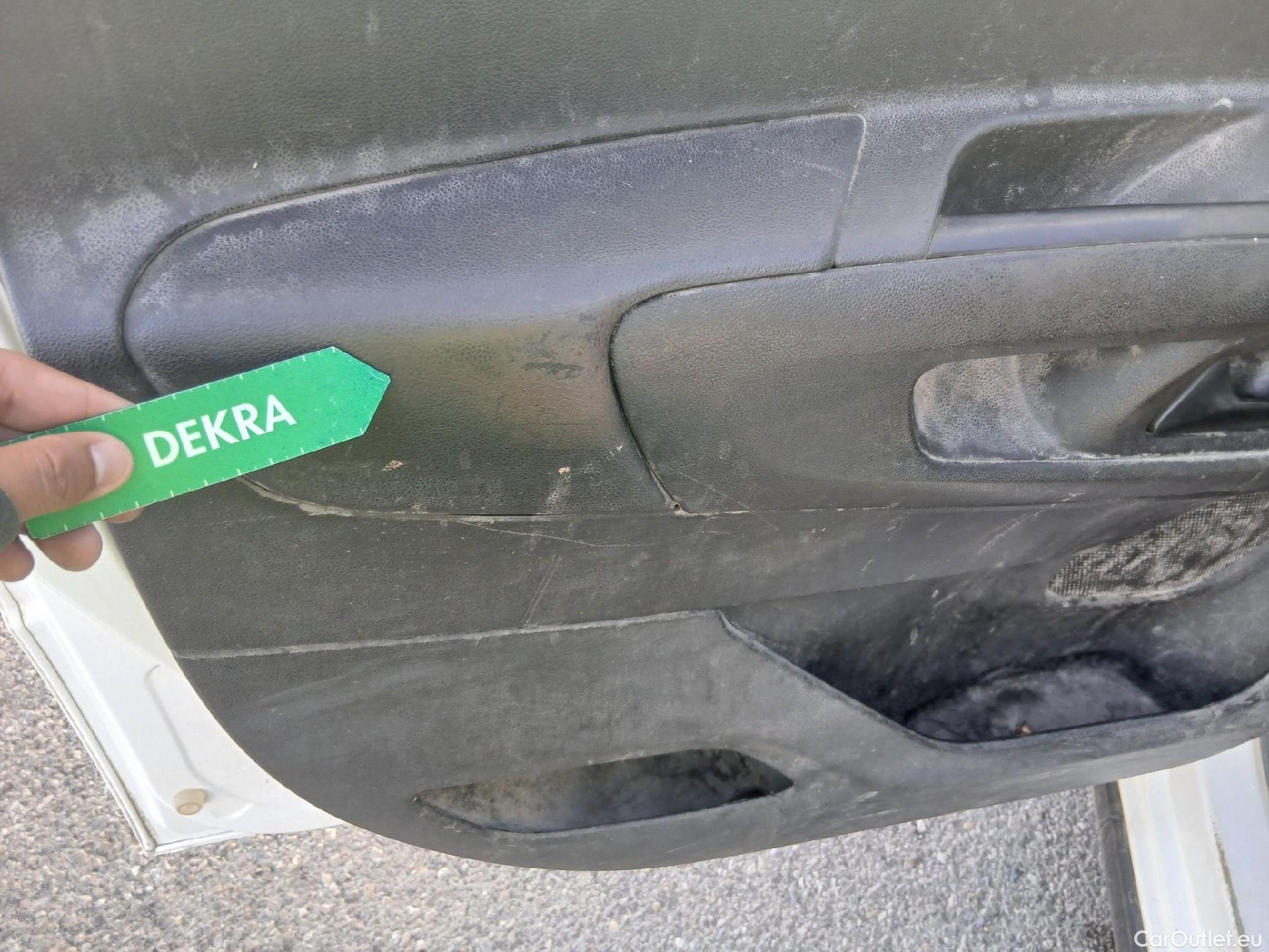  Peugeot  RIFTER PEUGEOT  / 2018 / 4P / combi Active Standard BlueHDi 73kW (IND) (CX2) #23