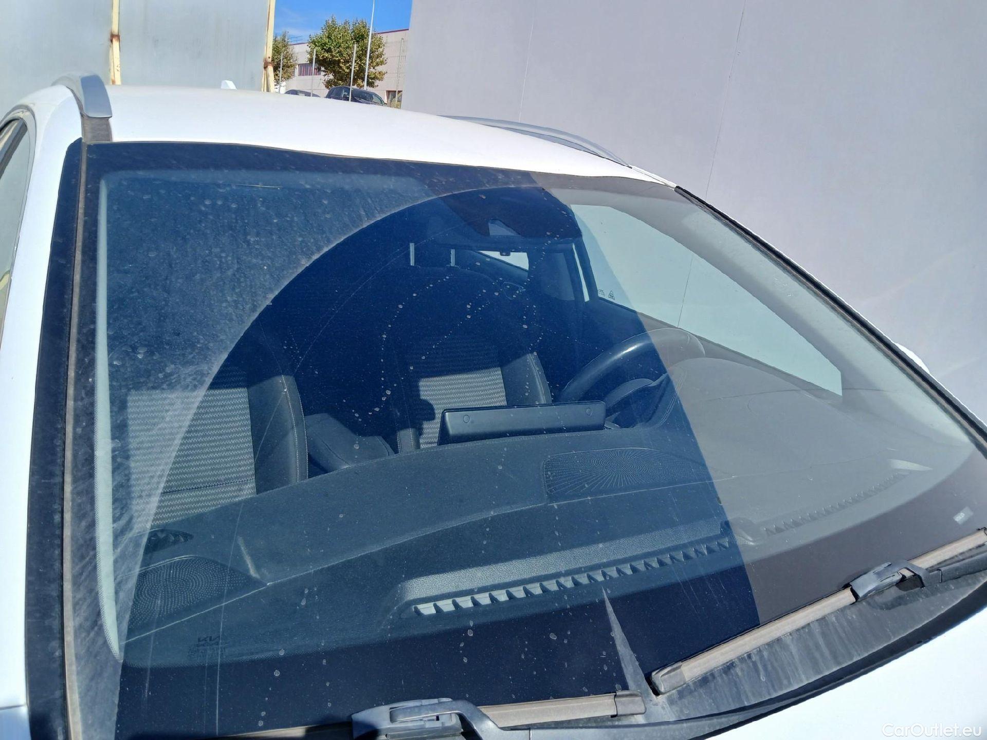 KIA  XCeed KIA  / 2019 / 5P / todoterreno 1.0 T-GDi Drive 88kW (120CV) #2