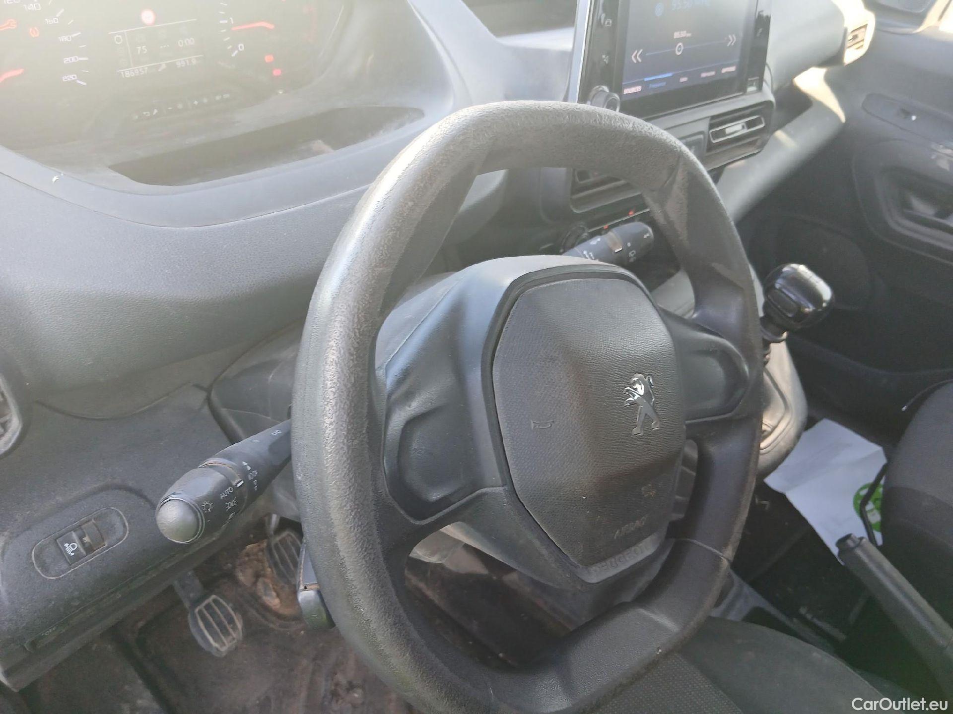  Peugeot  RIFTER PEUGEOT  / 2018 / 4P / combi Active Standard BlueHDi 73kW (IND) (CX2) #20