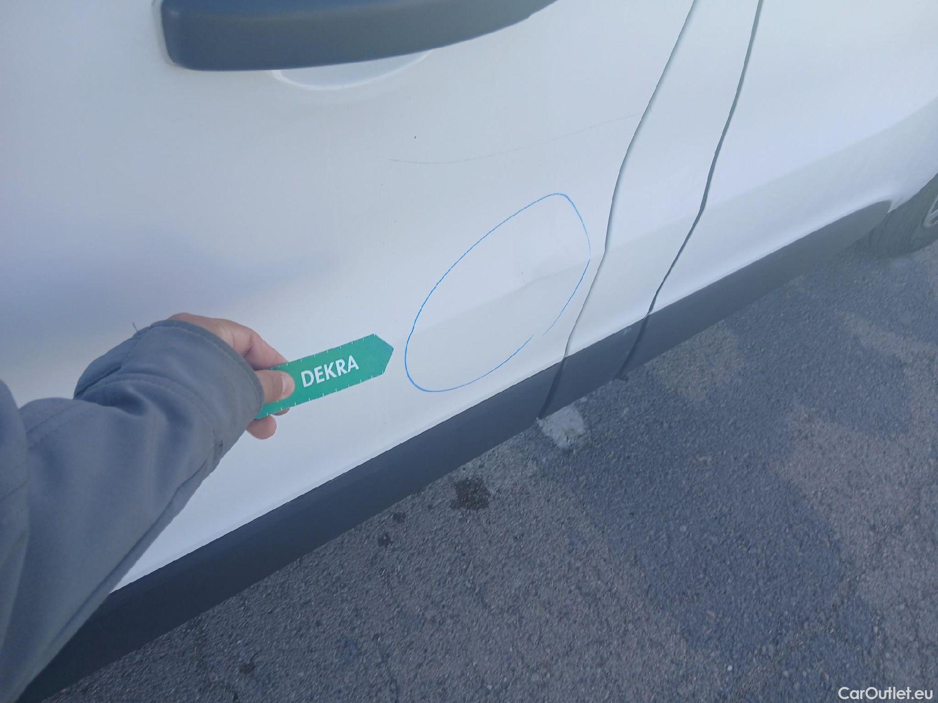  Opel  Vivaro OPEL  / 2014 / 4P / combi 1.6 CDTI S/S 107kW (145CV) L2 2.9t Com-9 #15