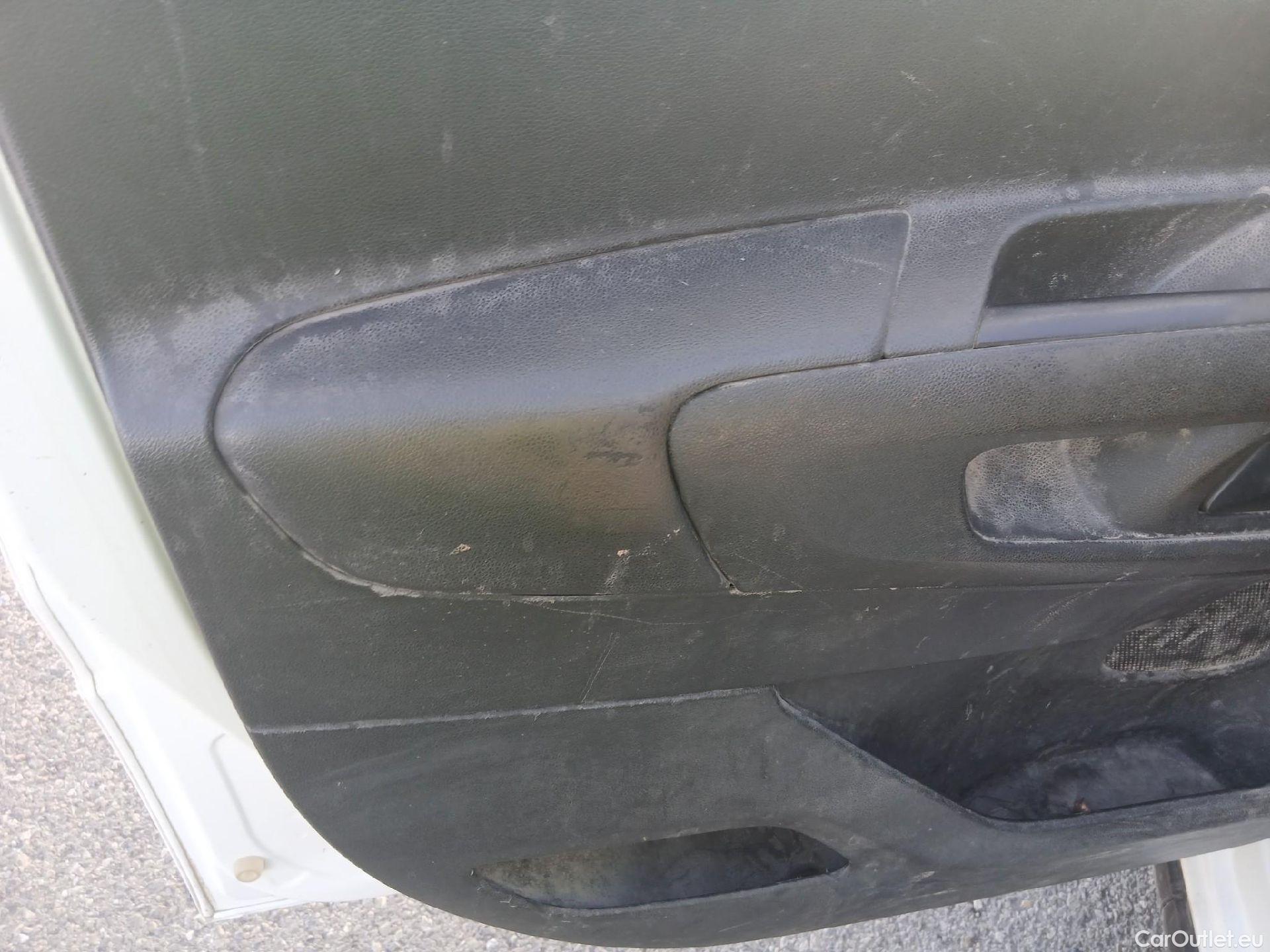  Peugeot  RIFTER PEUGEOT  / 2018 / 4P / combi Active Standard BlueHDi 73kW (IND) (CX2) #22