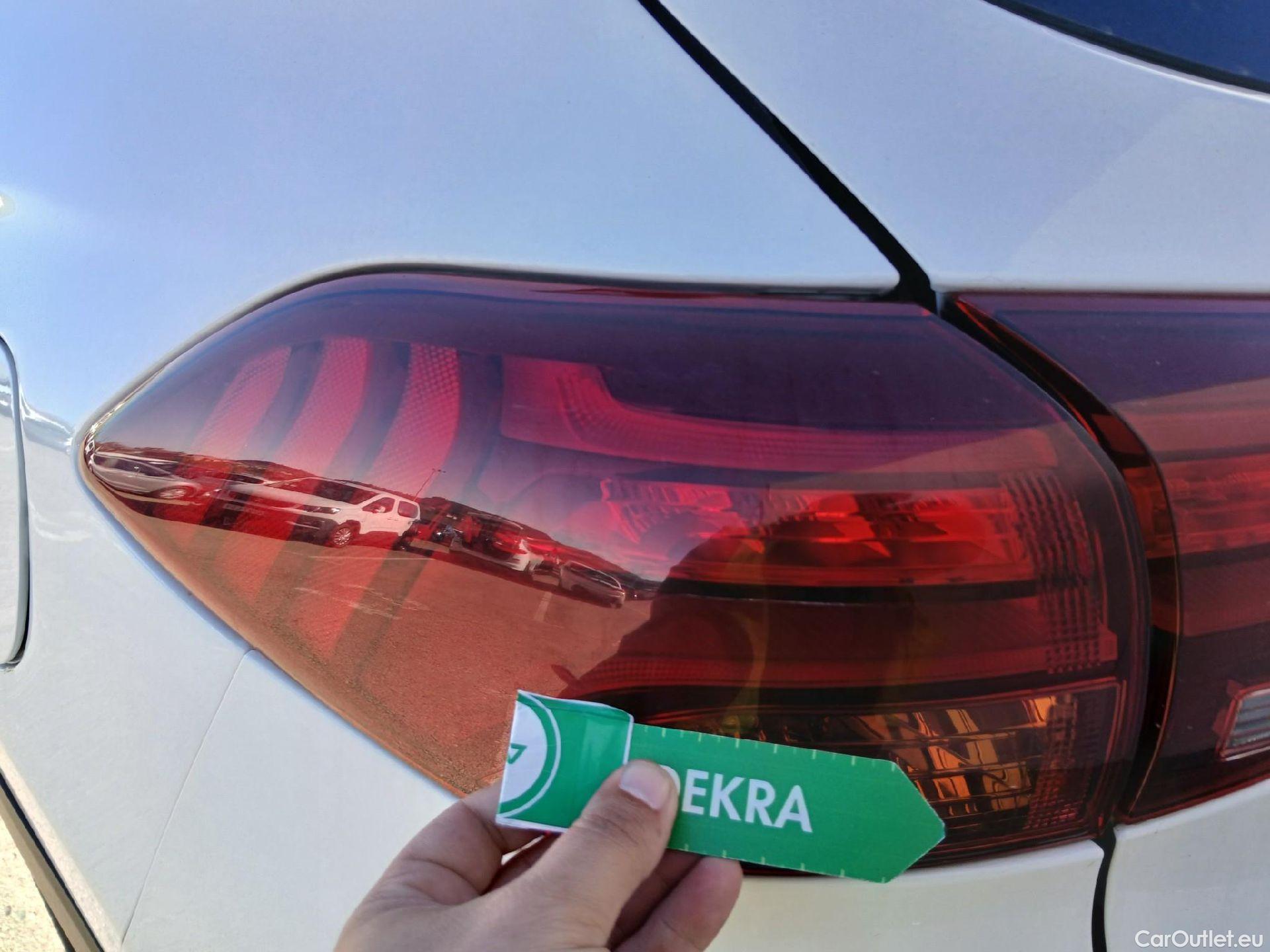  Hyundai  Tucson HYUNDAI  / 2018 / 5P / todoterreno 1.6 CRDI 85kW (116CV) 48V SLE 4X2(SP)(SL) #35