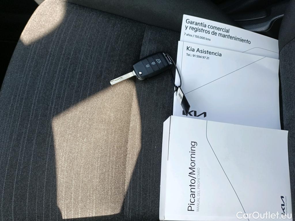  KIA  Picanto KIA  / 2020 / 5P / berlina con portón 1.0 DPi 49kW (67CV) Concept #3