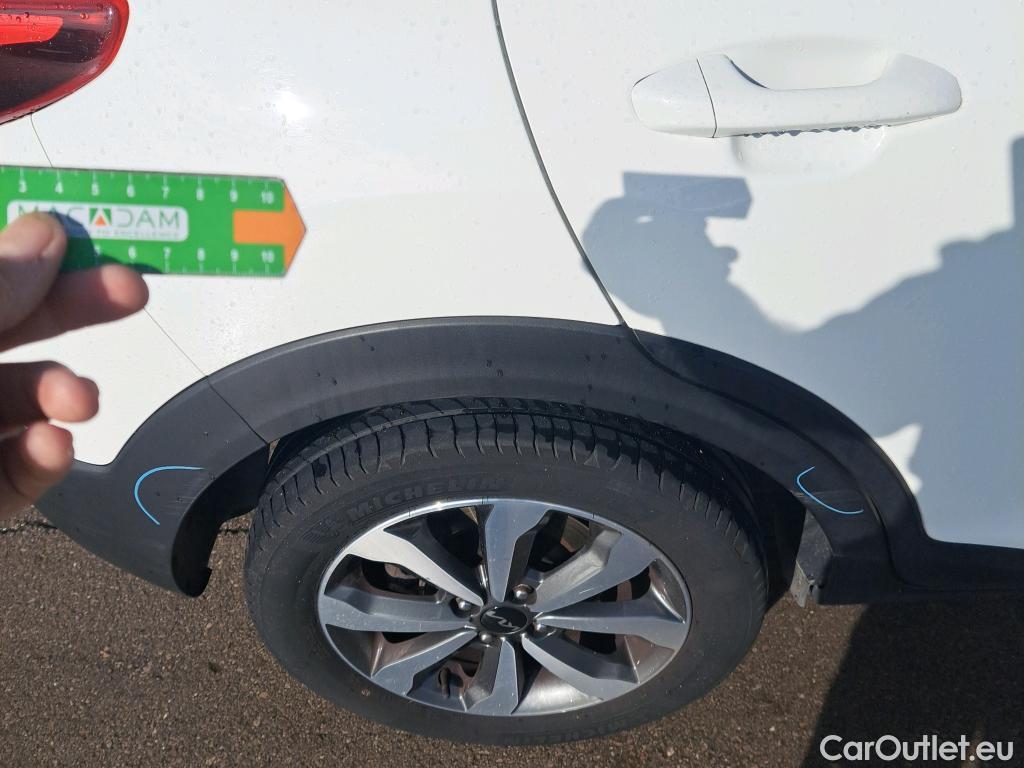 KIA  STONIC KIA  / 2017 / 5P / todoterreno 1.2 DPi 62kW (84CV) Concept #33