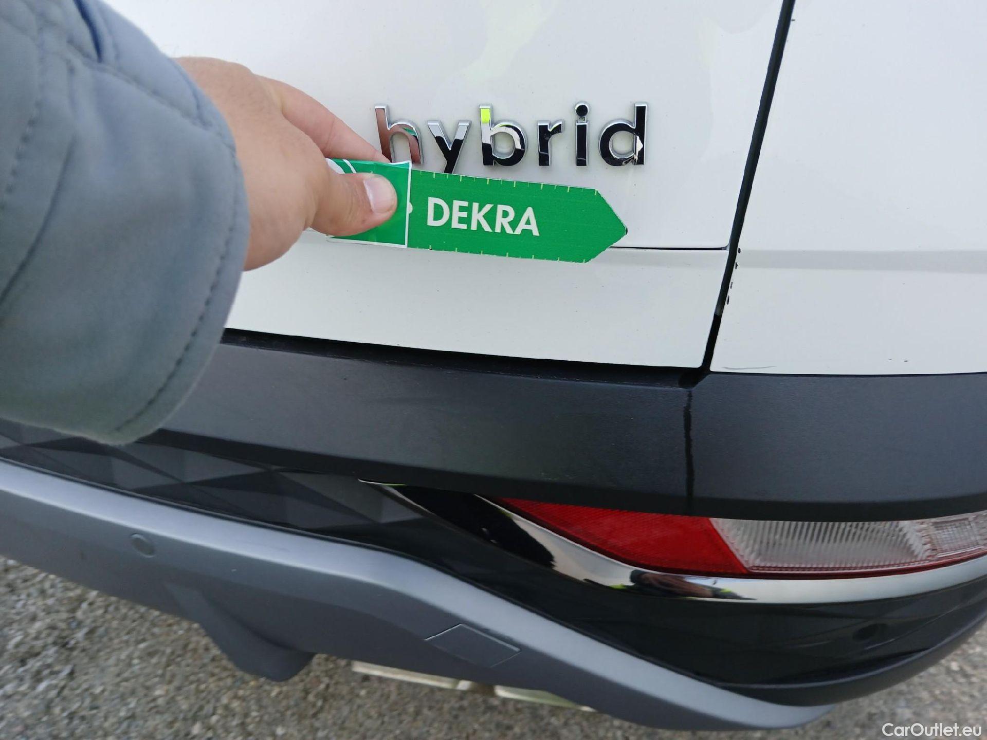  Hyundai  Tucson HYUNDAI  / 2020 / 5P / todoterreno 1.6 TGDI 169kW HEV Tecno Auto 2C #31