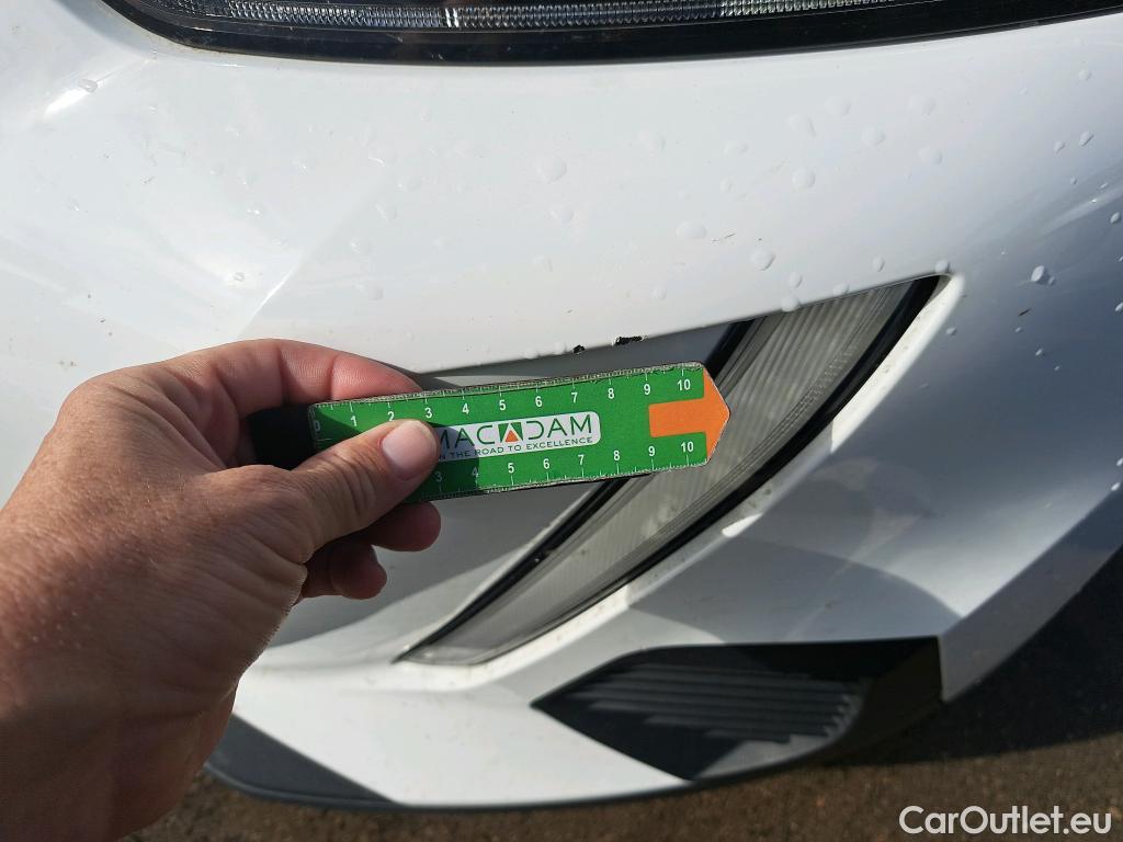  Peugeot  2008 PEUGEOT  / 2019 / 5P / todoterreno Active BlueHDI 81kW (110CV) #29