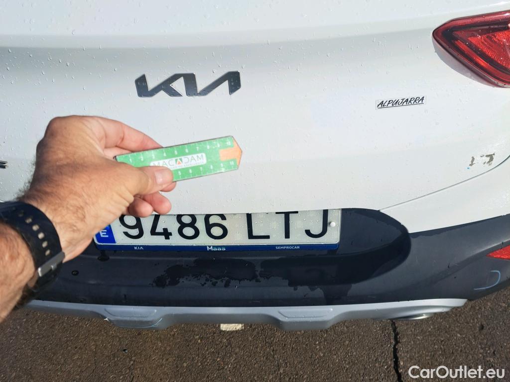 KIA  STONIC KIA  / 2017 / 5P / todoterreno 1.2 DPi 62kW (84CV) Concept #28