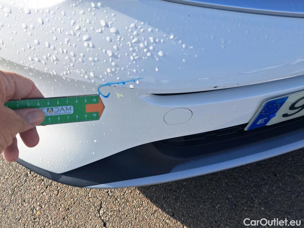 KIA  STONIC KIA  / 2017 / 5P / todoterreno 1.2 DPi 62kW (84CV) Concept #16