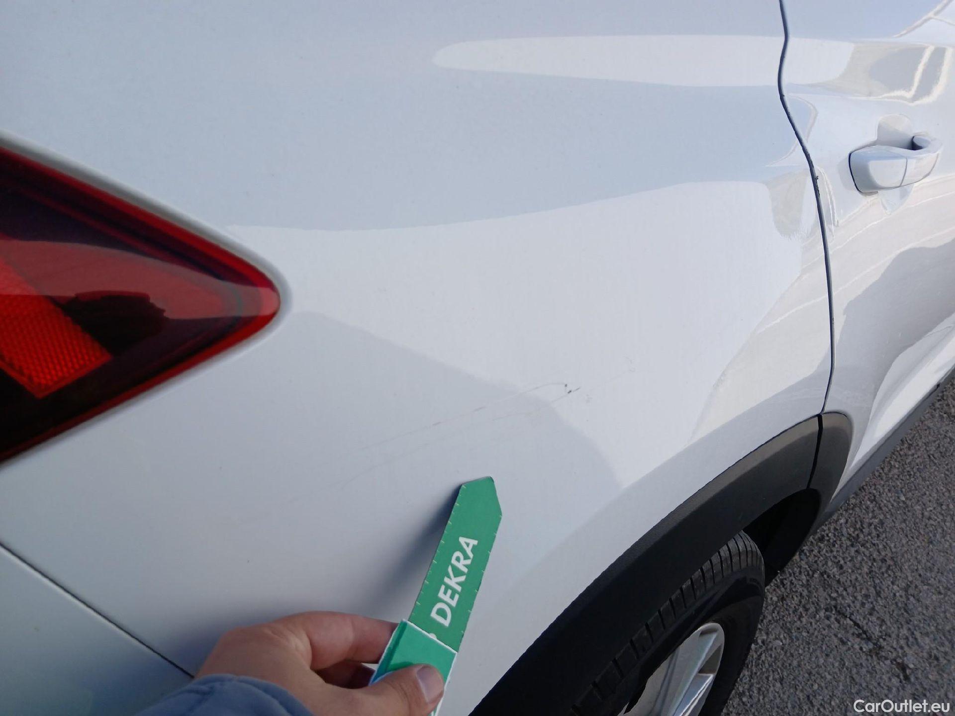  Hyundai  Tucson HYUNDAI  / 2018 / 5P / todoterreno 1.6 CRDI 85kW (116CV) 48V SLE 4X2(SP)(SL) #43