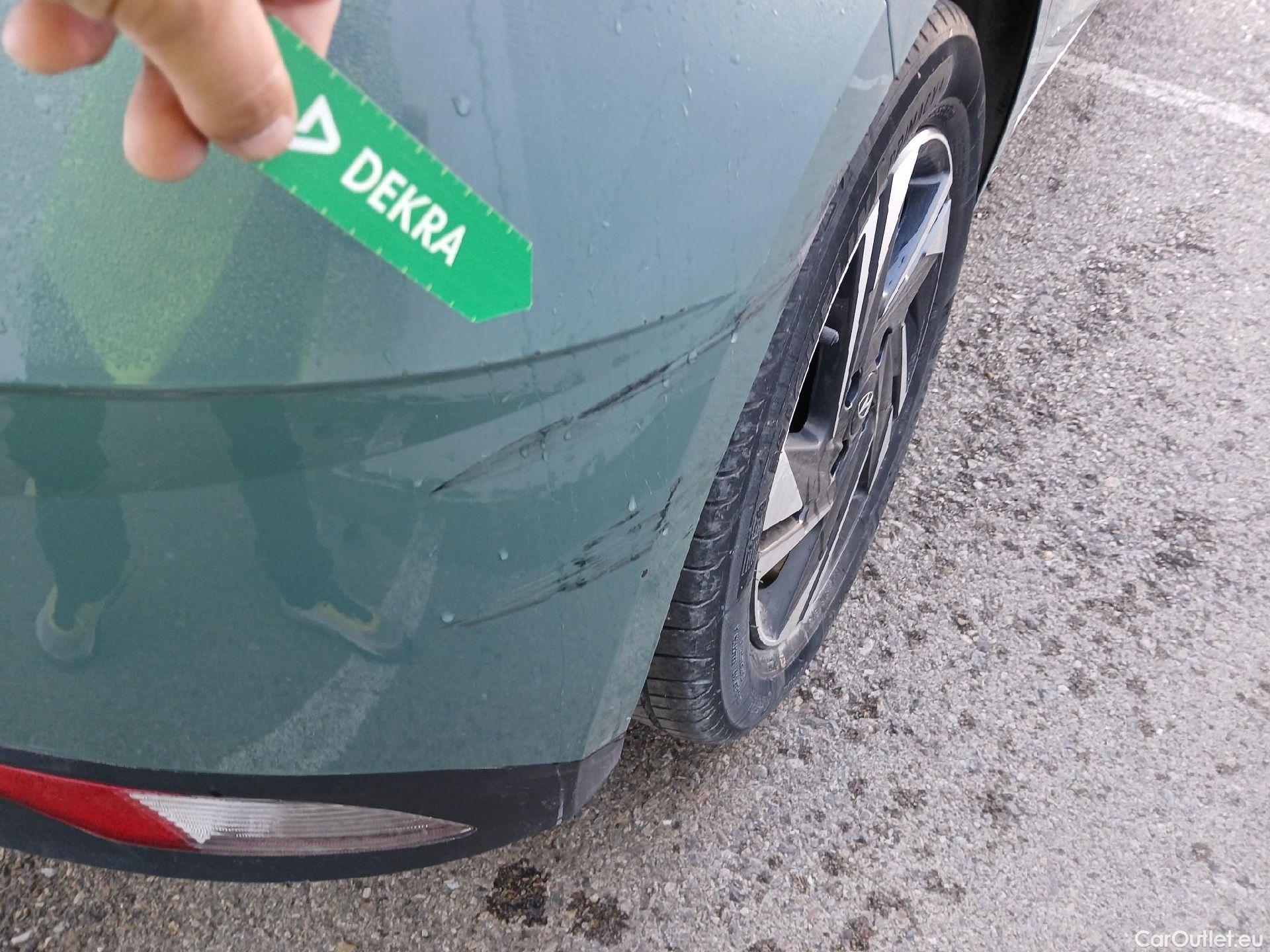  Hyundai  i20 HYUNDAI  / 2020 / 5P / berlina con portón 1.2 MPI Klass #12