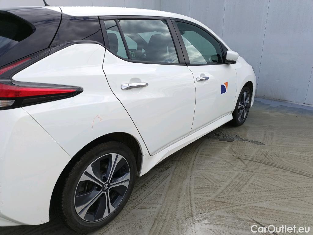  Nissan  Leaf NISSAN  / 2017 / 5P / berlina con portón 62kWh e+ Acenta #20