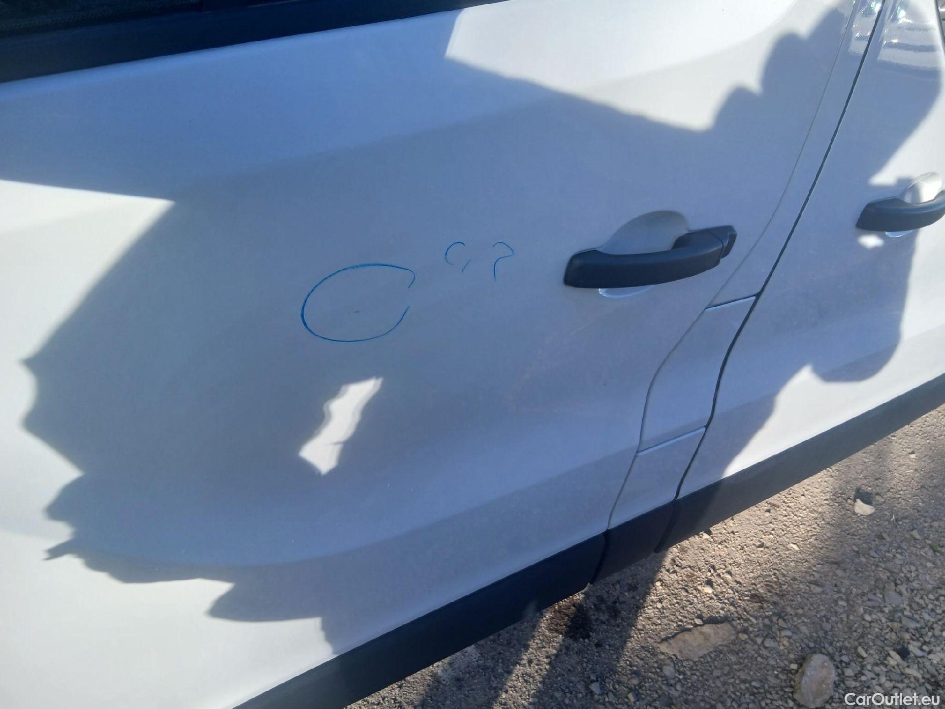  Opel  Vivaro OPEL  / 2014 / 4P / combi 1.6 CDTI S/S 107kW (145CV) L2 2.9t Com-9 #10