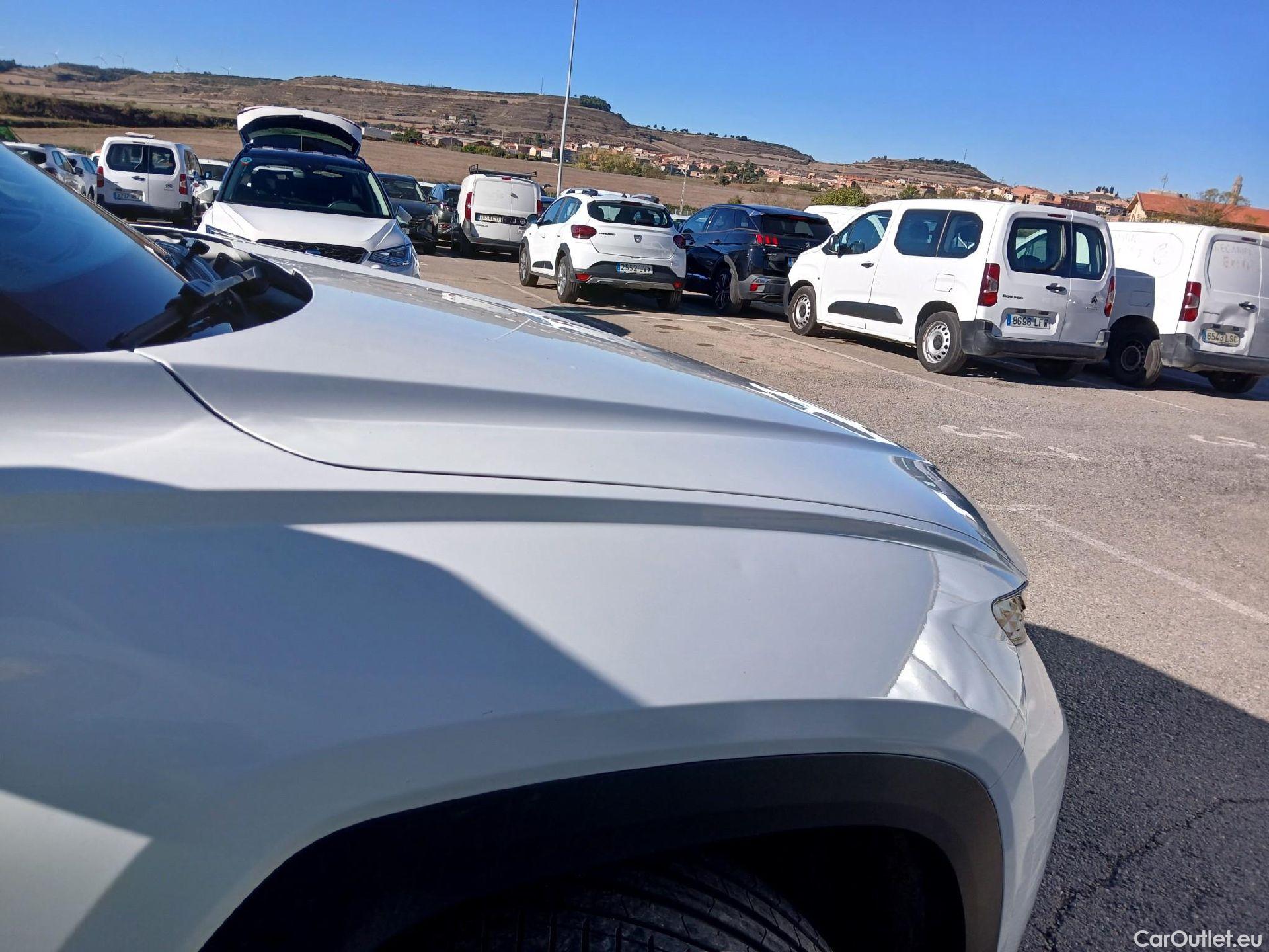  Hyundai  Tucson HYUNDAI  / 2020 / 5P / todoterreno 1.6 TGDI 169kW HEV Tecno Auto 2C #39