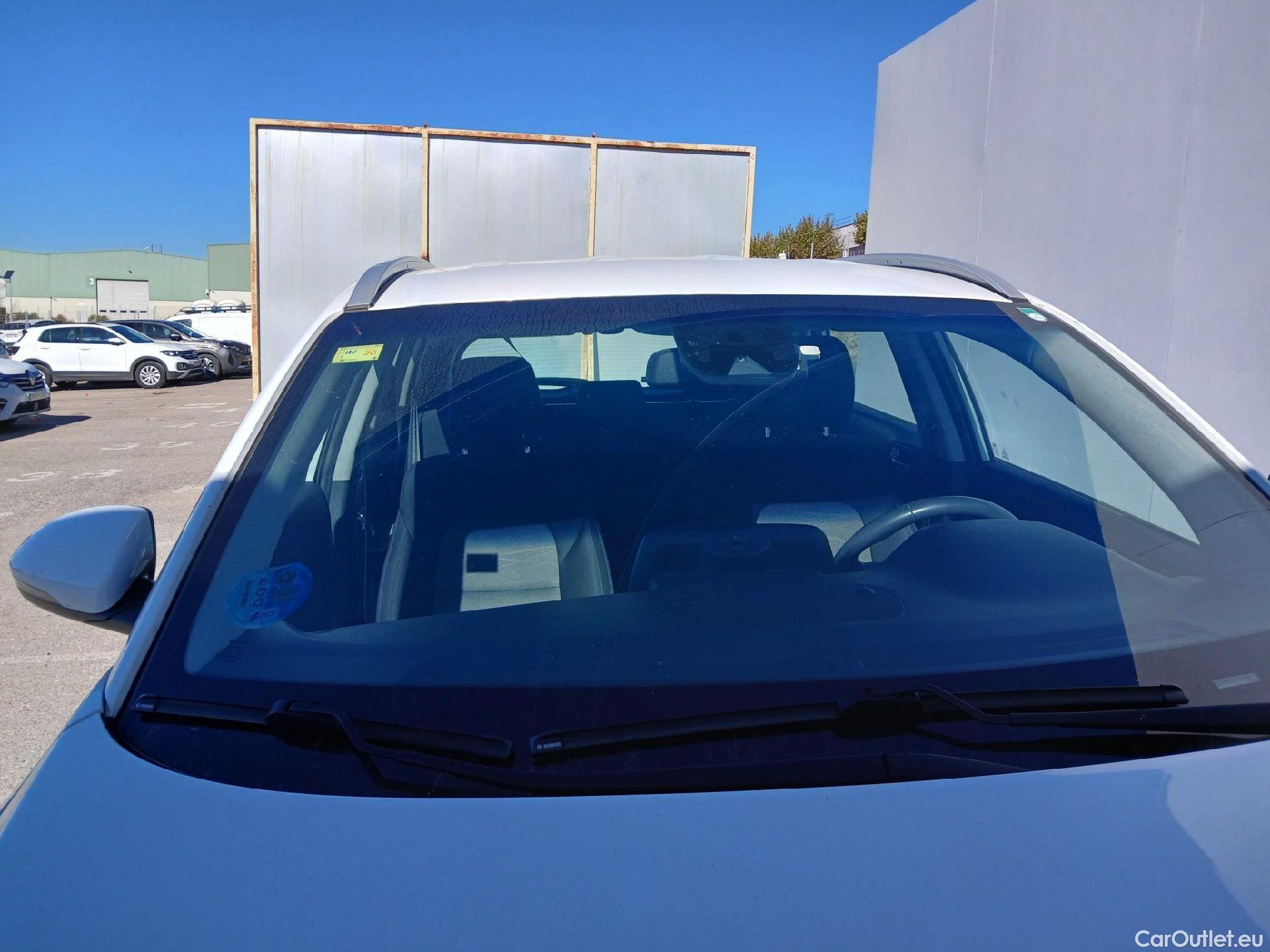  Hyundai  Tucson HYUNDAI  / 2018 / 5P / todoterreno 1.6 CRDI 85kW (116CV) 48V SLE 4X2(SP)(SL) #1