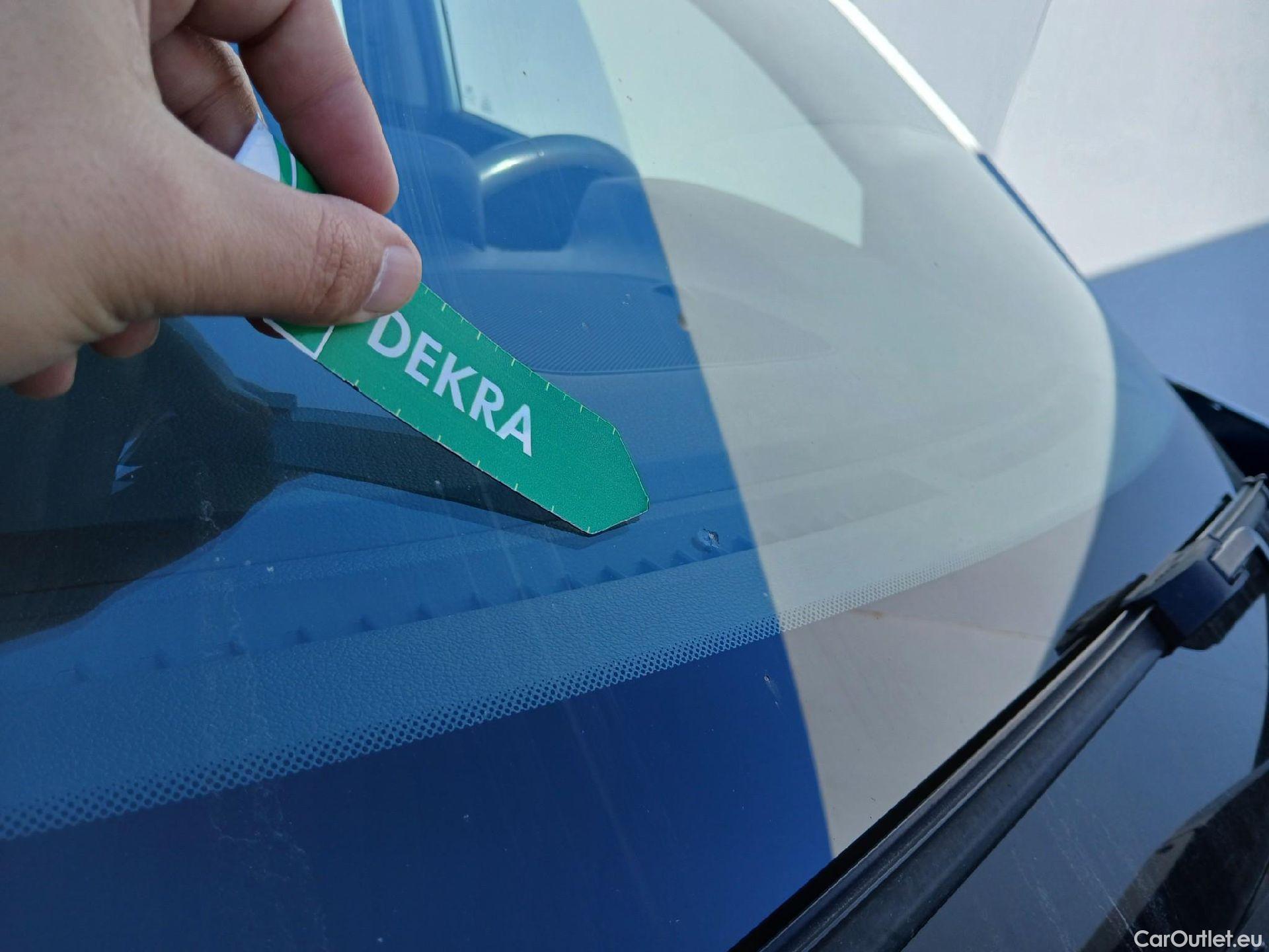  Hyundai  Tucson HYUNDAI  / 2018 / 5P / todoterreno 1.6 CRDI 85kW (116CV) 48V SLE 4X2(SP)(SL) #5