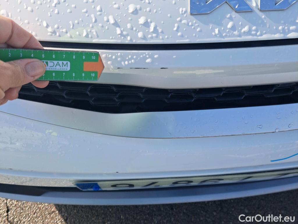 KIA  STONIC KIA  / 2017 / 5P / todoterreno 1.2 DPi 62kW (84CV) Concept #17